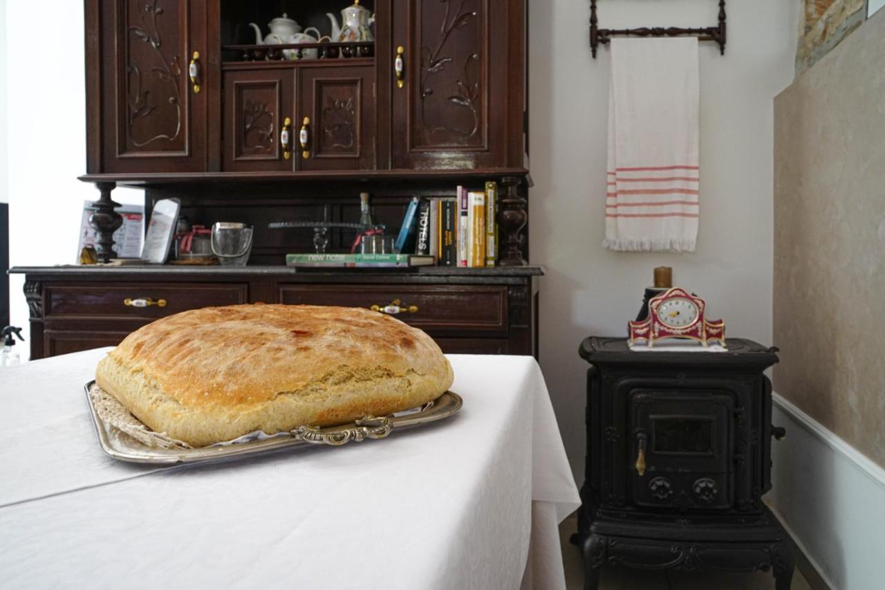 Stancija Ruseti Bed & Breakfast Oprtalj Bagian luar foto