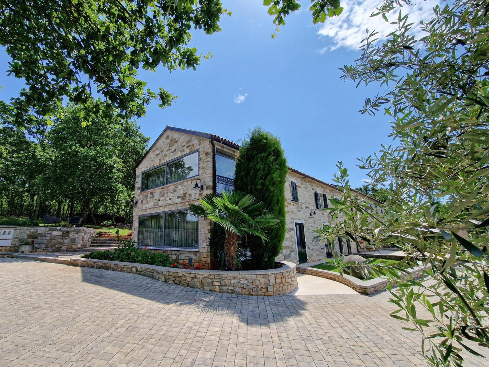 Stancija Ruseti Bed & Breakfast Oprtalj Bagian luar foto